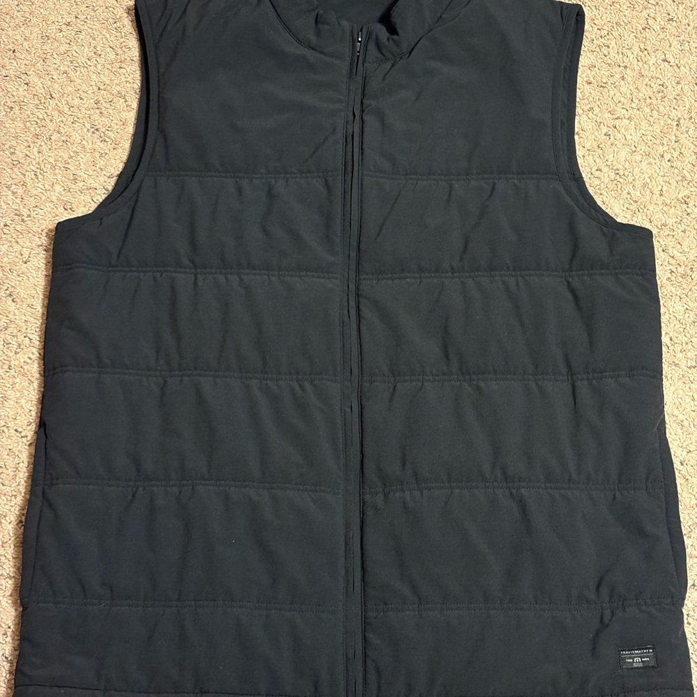 Travis Mathew Black Puffer Vest XL